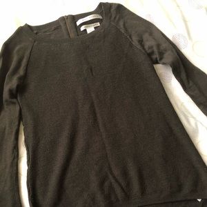 Max Studio Olive green sweater